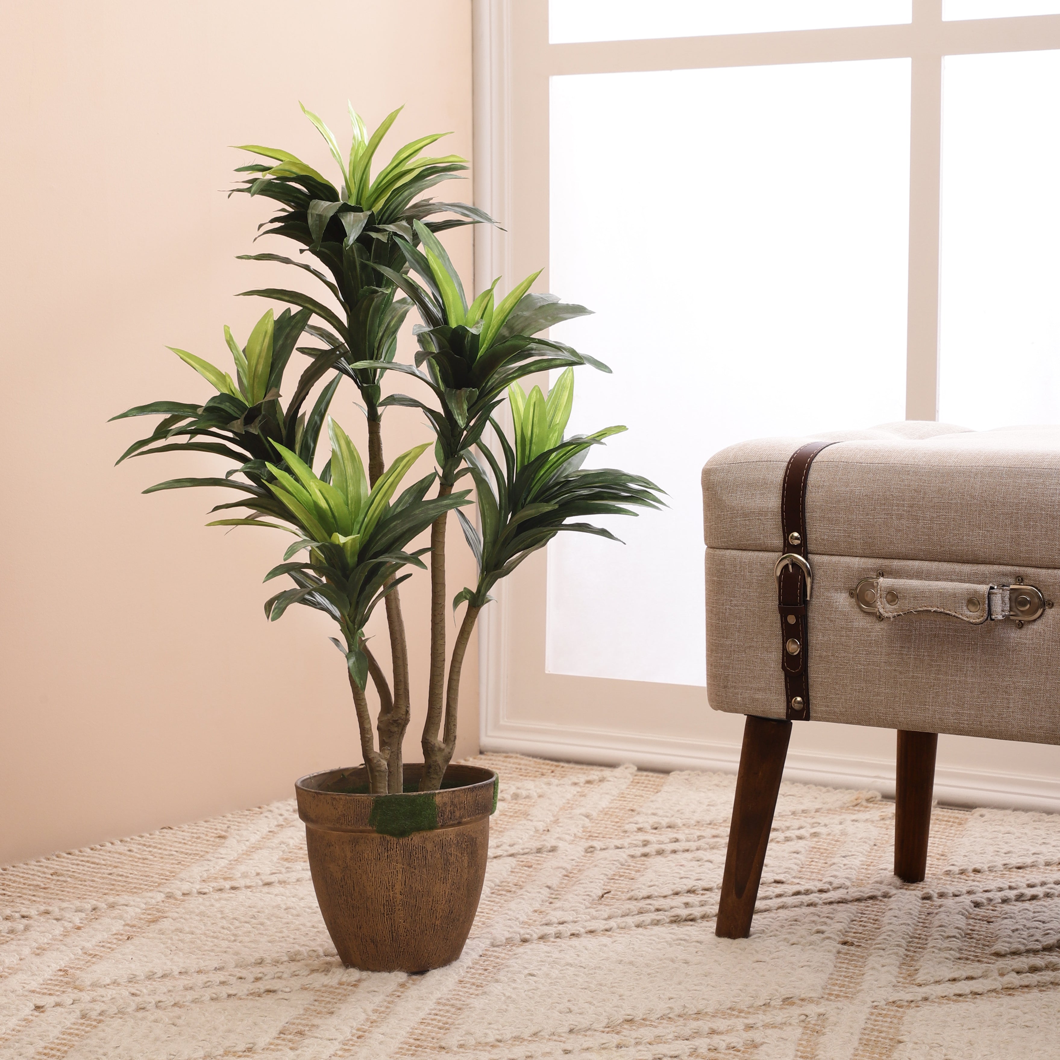 Green Yucca Faux Plant (Medium)