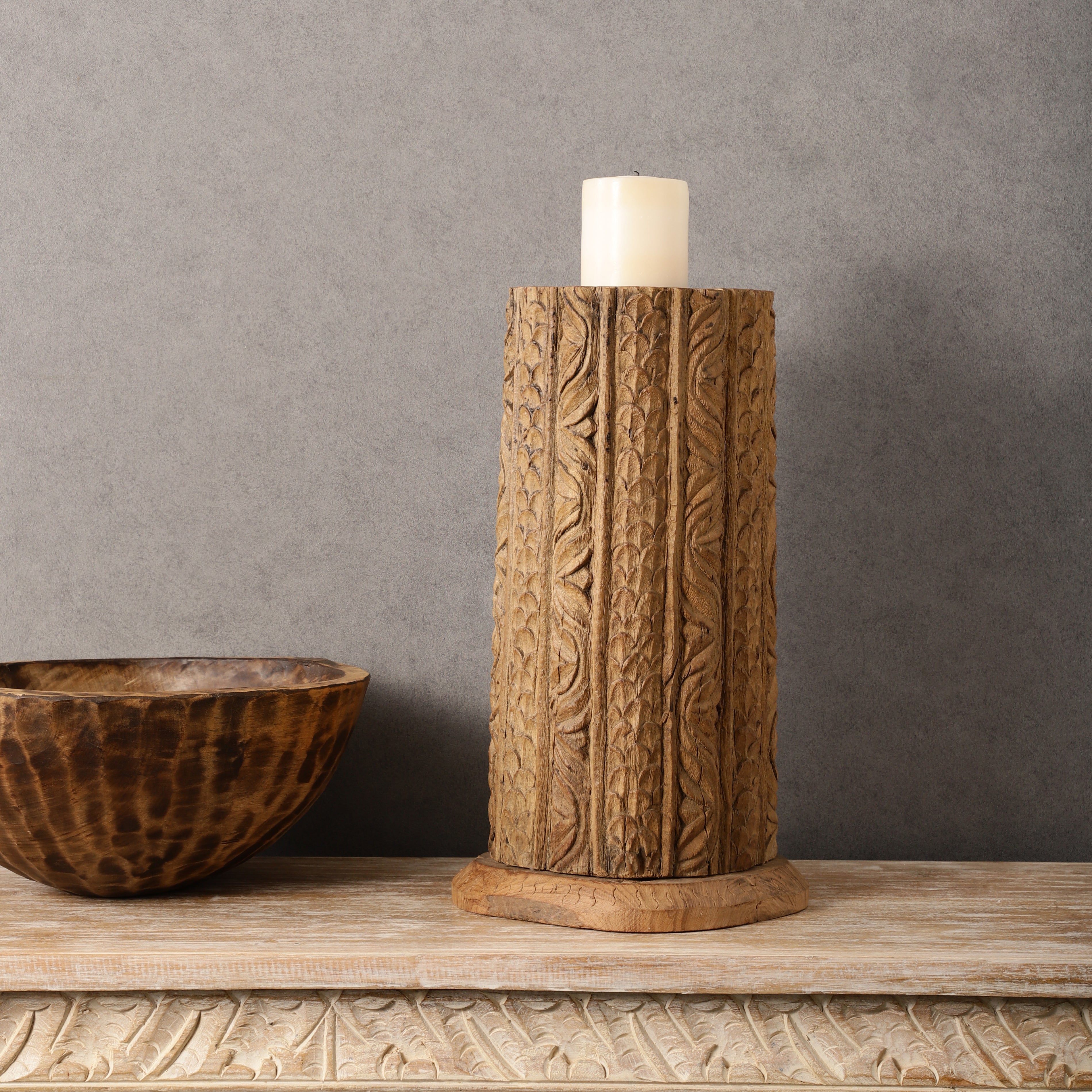 Antique Carved Wooden Candle Pillar (Round)