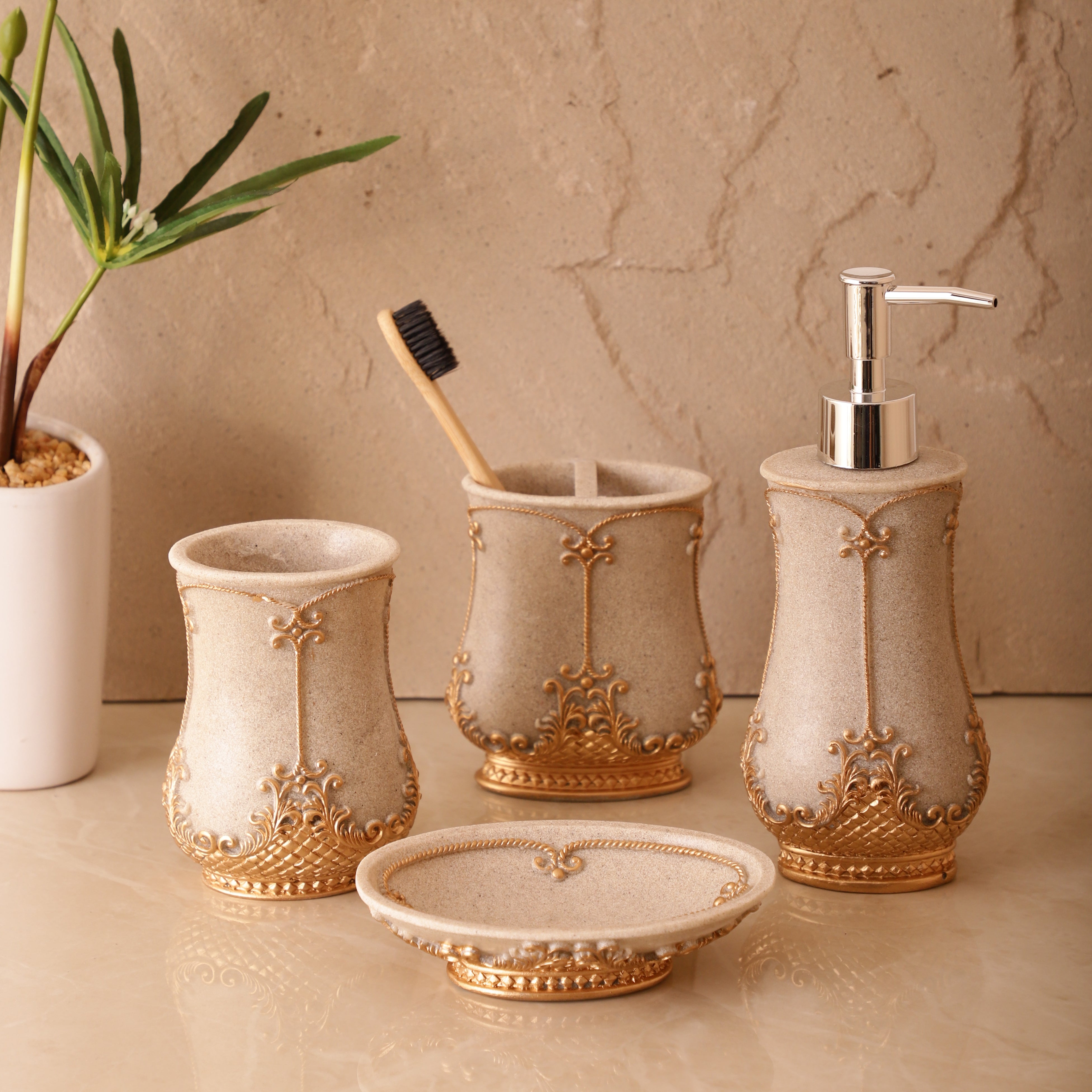 Grandeur Gilded 4 Piece Bath Set