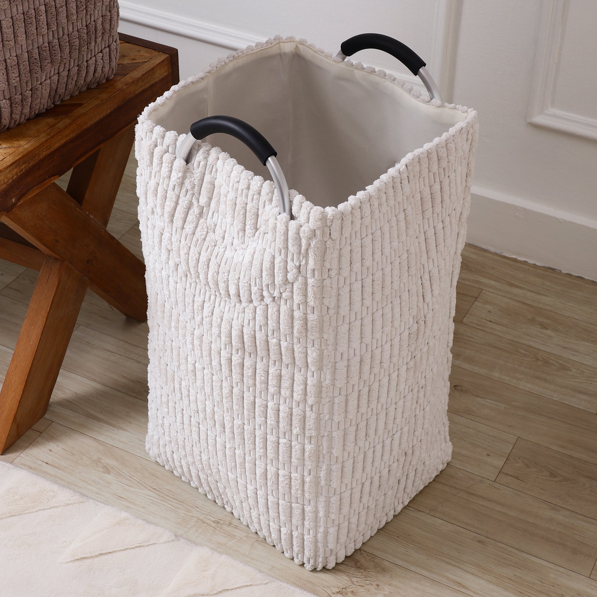 Arc Handle Laundry Tote (Single)