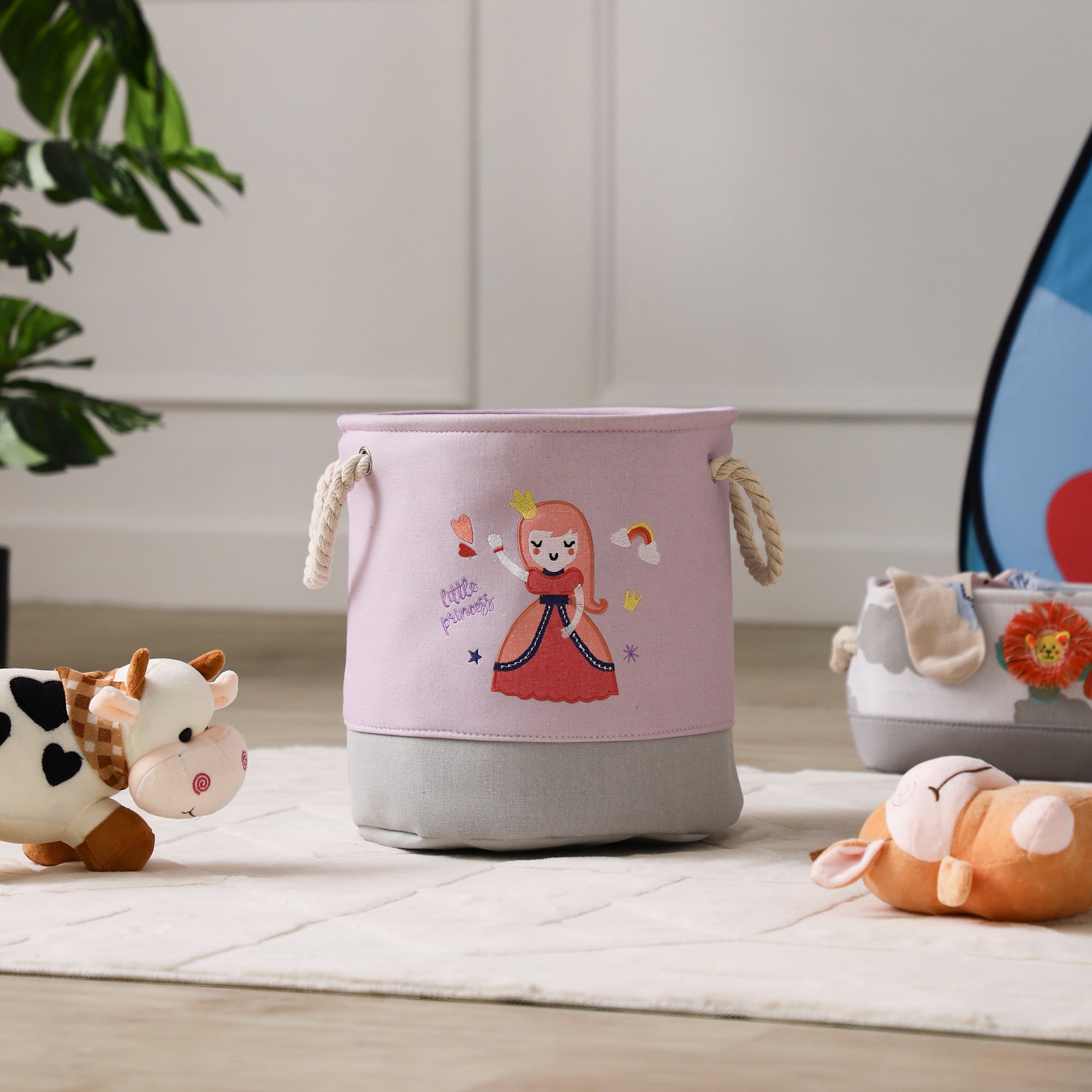 Little Enchantress Bin