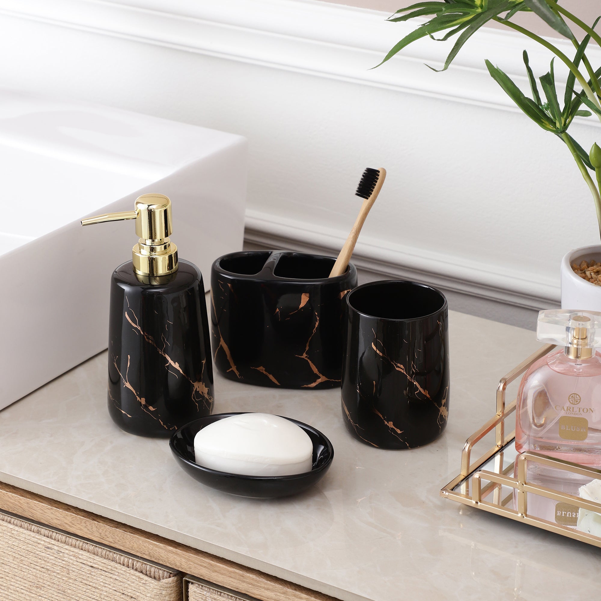 Black-Gold Marble Pattern 4 Piece Bath Set