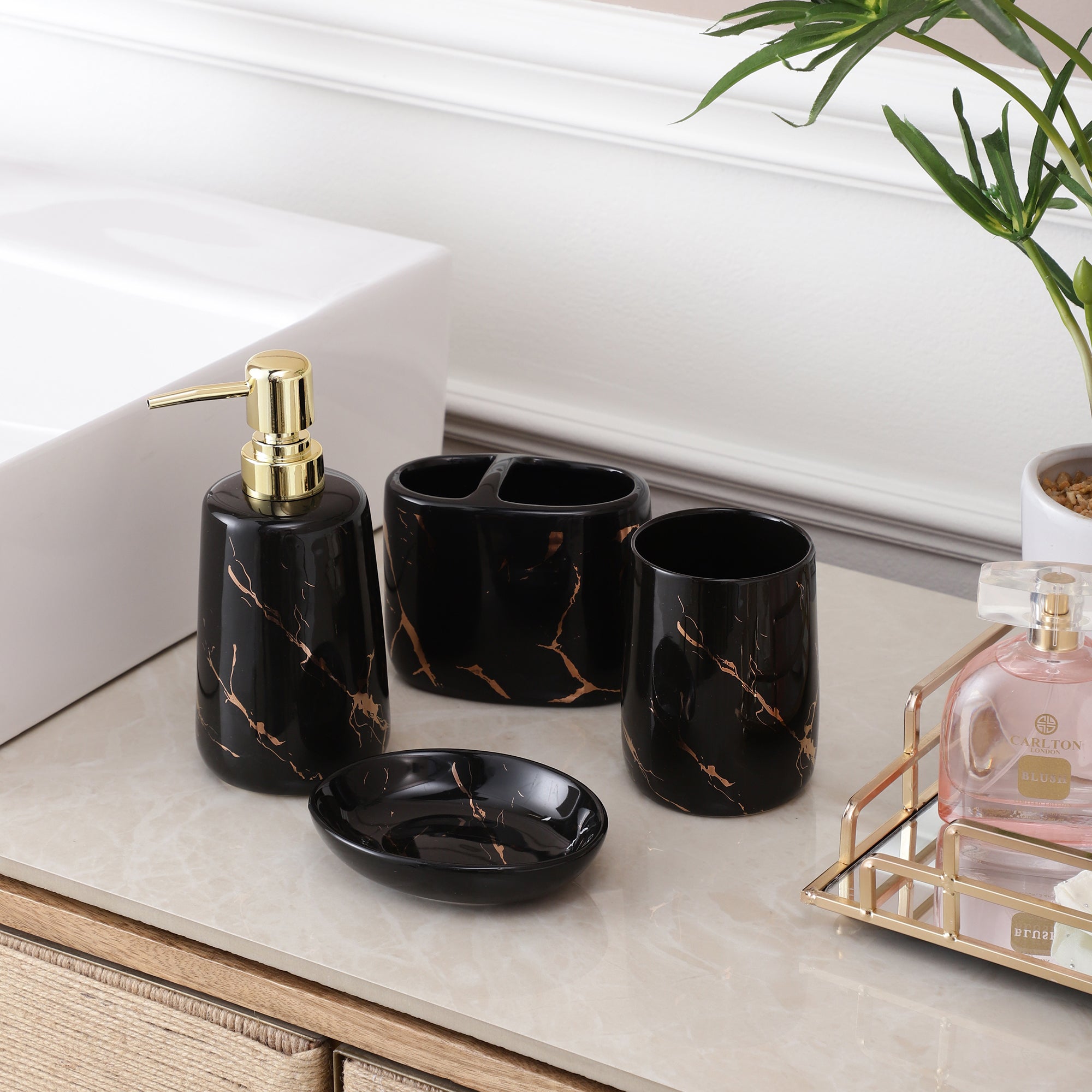 Black-Gold Marble Pattern 4 Piece Bath Set