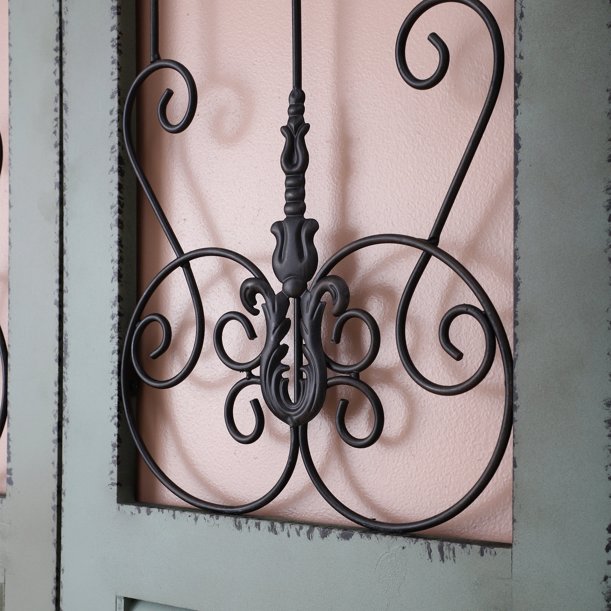 Vintage Window Shutter (Set of 2)