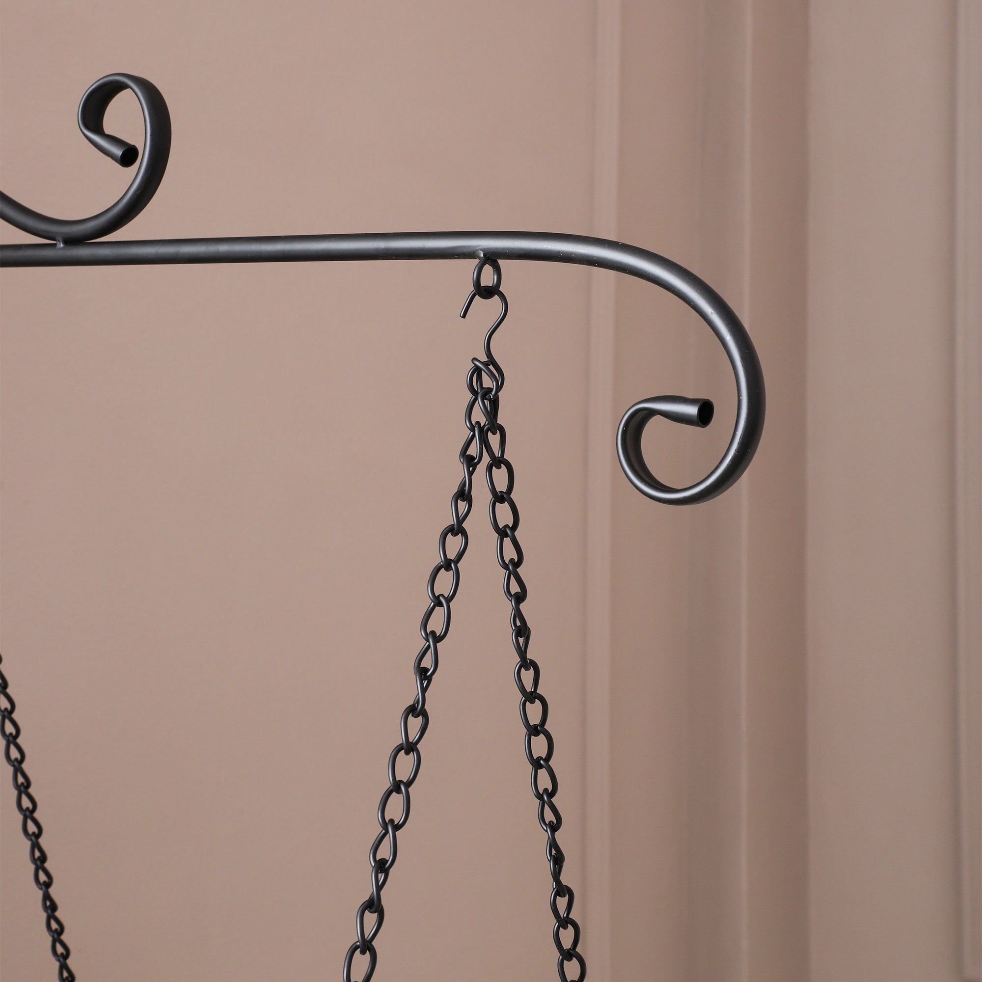 Wall Hanging Wheel Barrow Planter (Black)