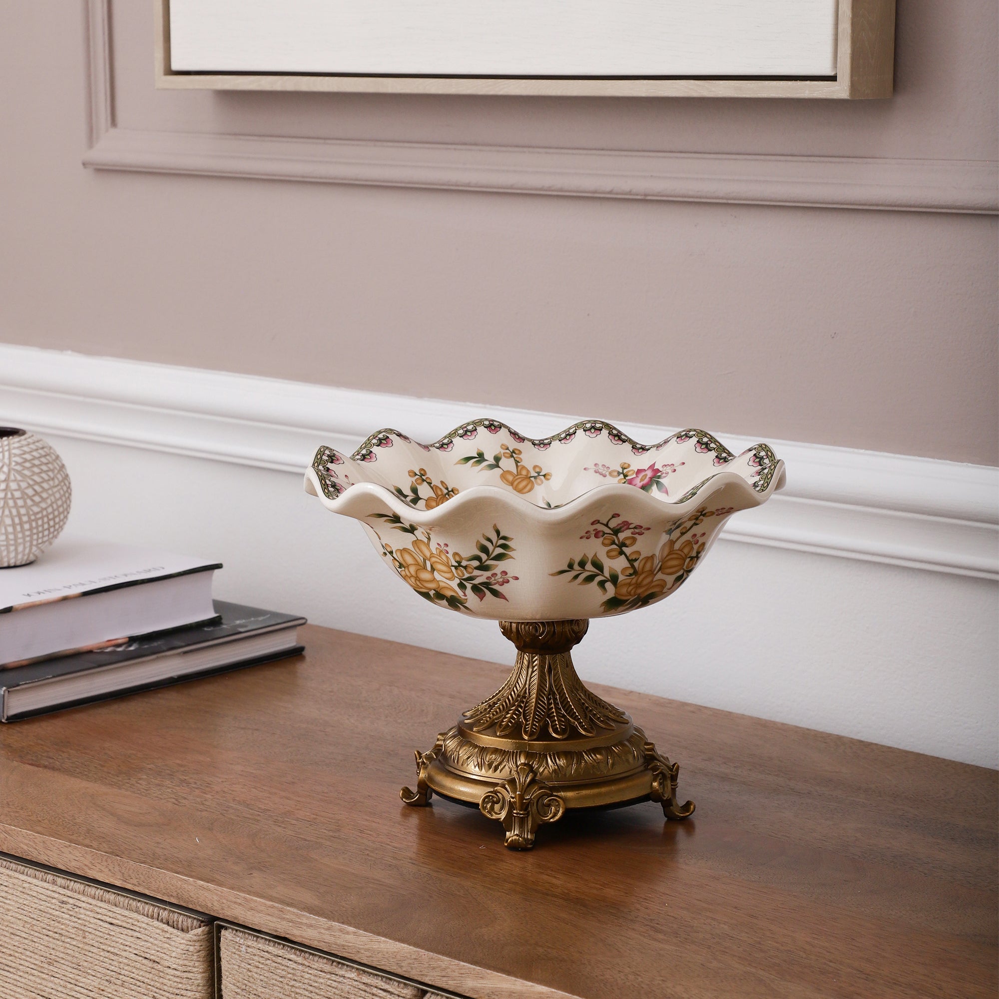 Yellow Regal Frill Bowl With Gold Base