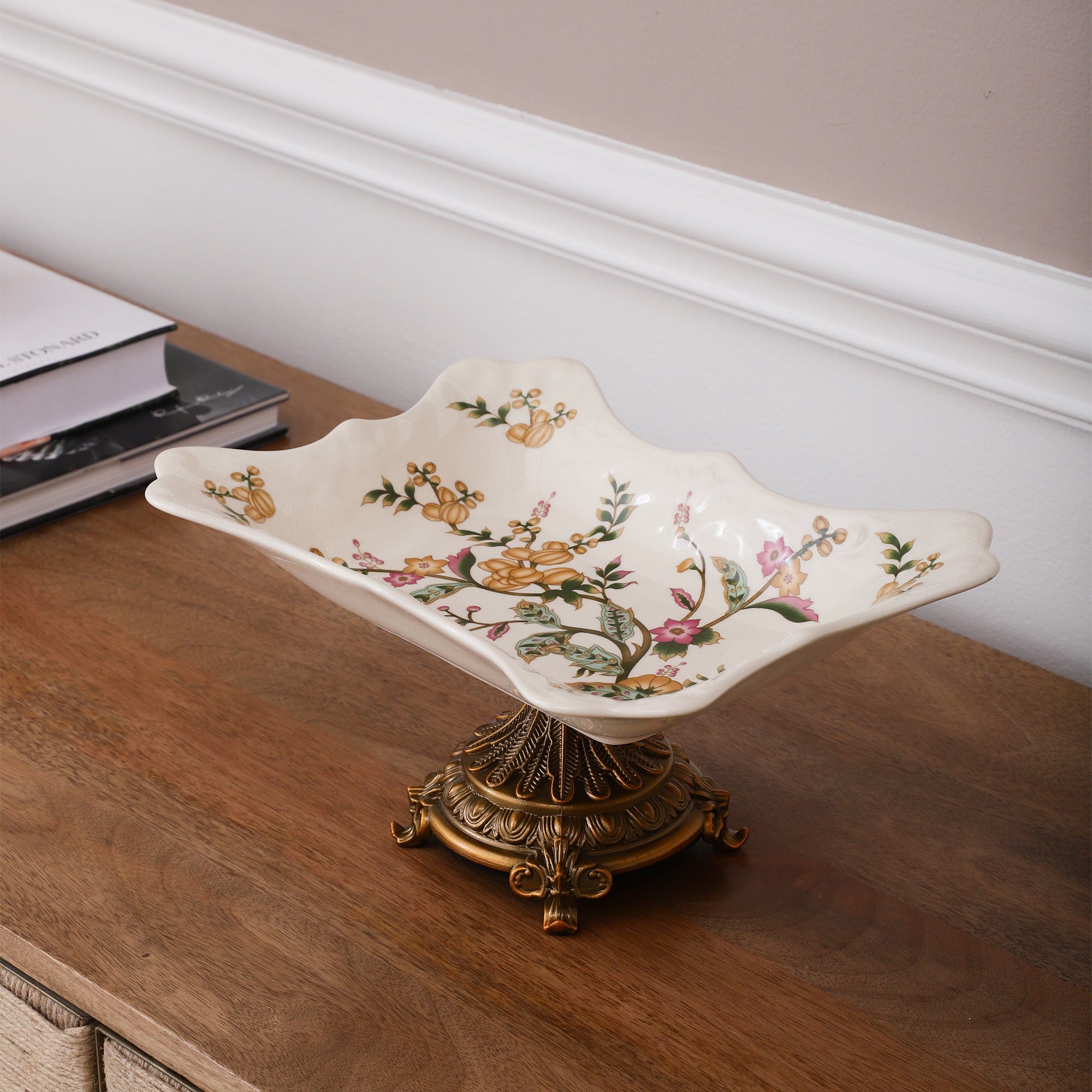 Yellow Regal Platter With Gold Base