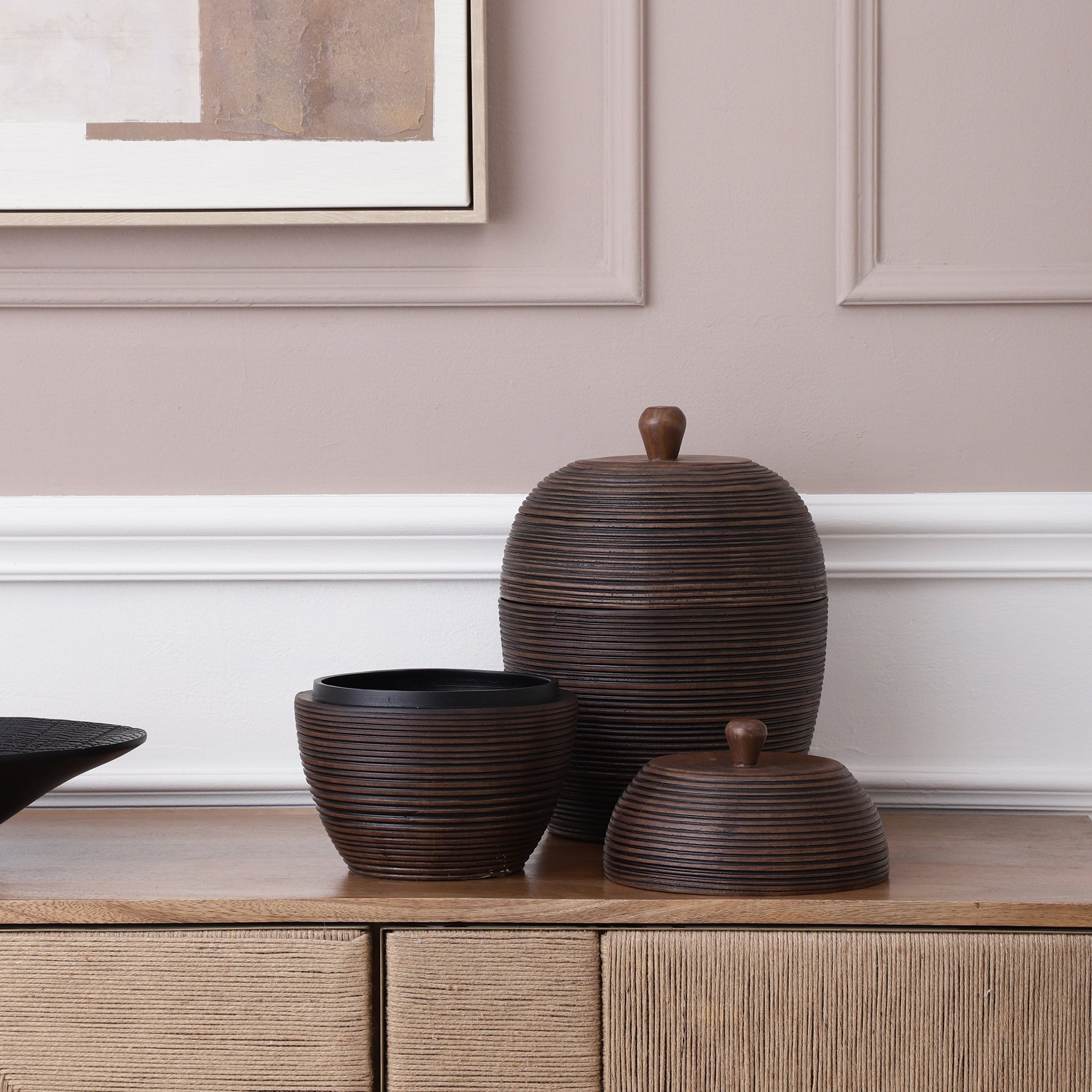 Dualora Sculpted Table Accent (Brown)