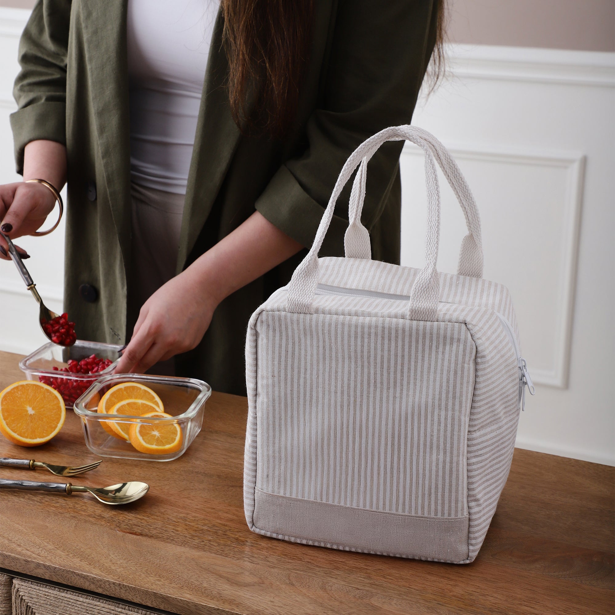 Modern Striped Insulated Lunch Bag (Beige)
