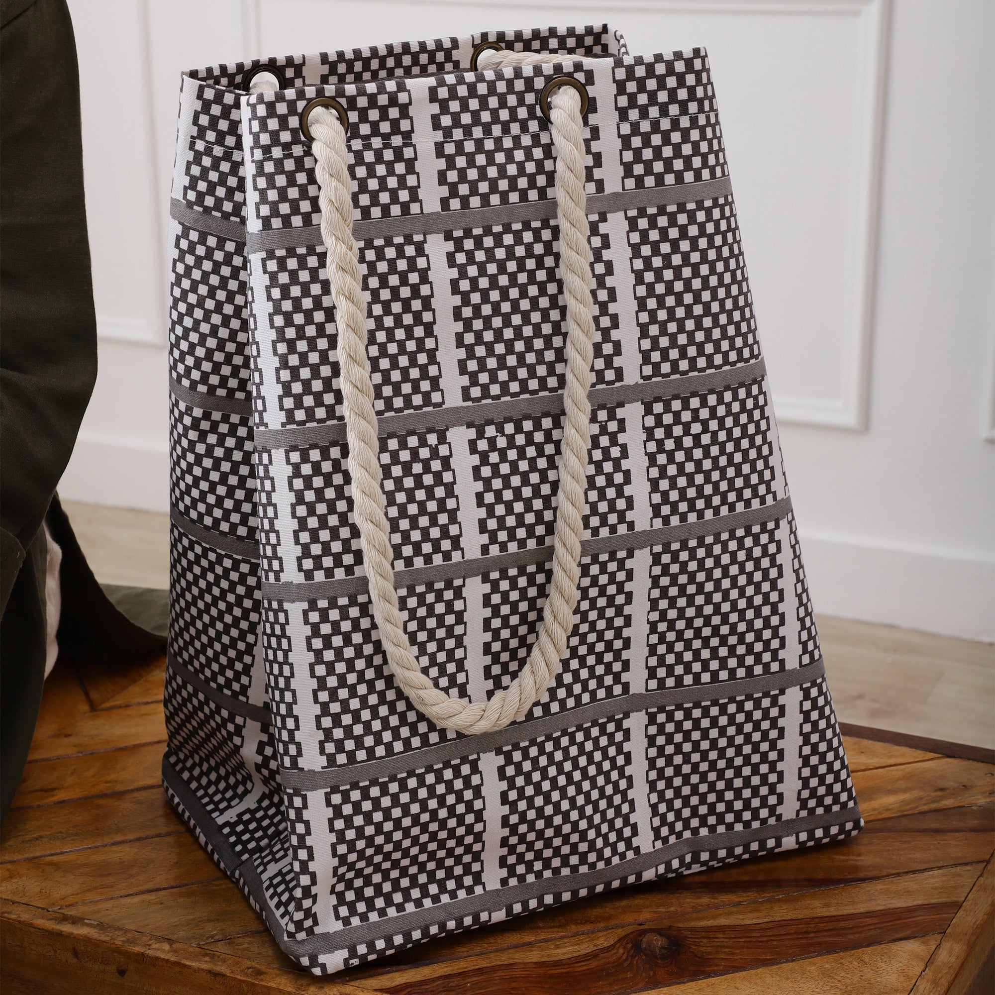 Geometric Grid Tote with Braided Rope Handles