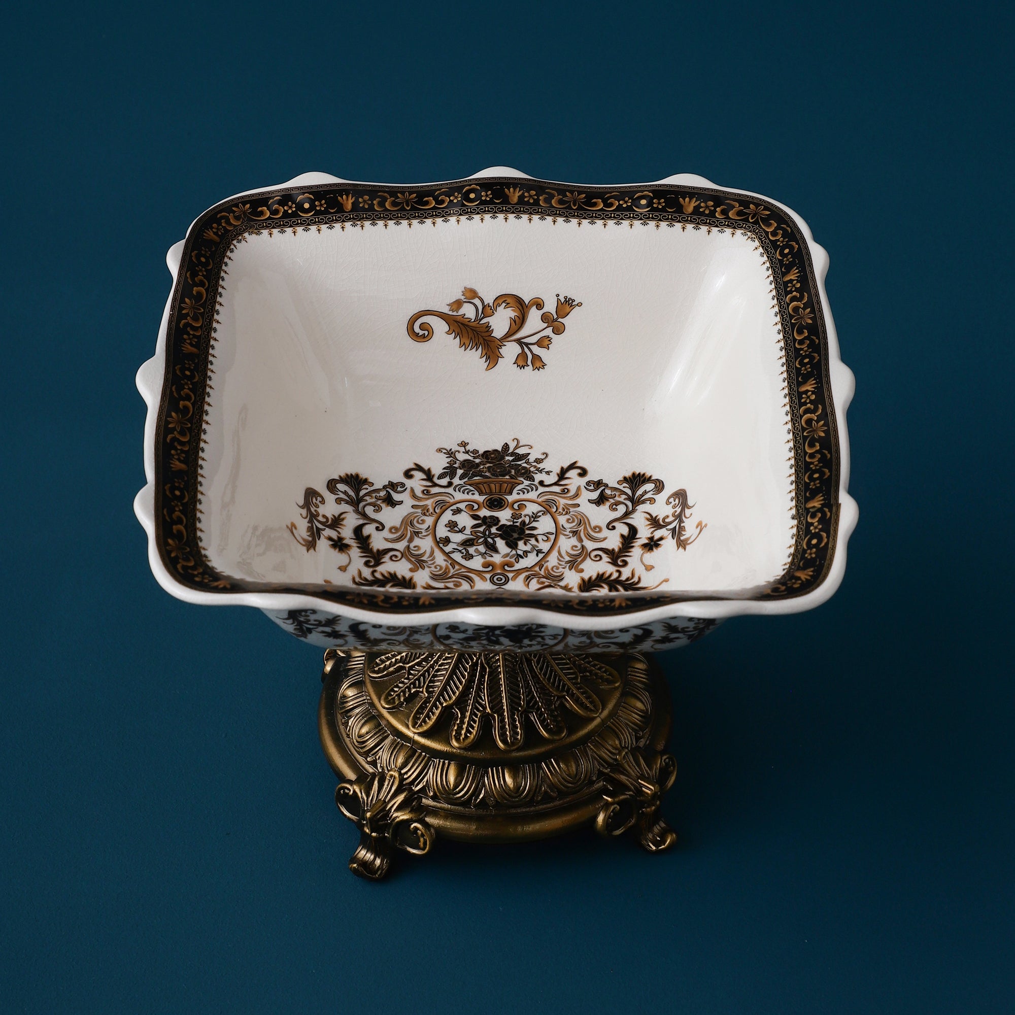 Grandiose Square Bowl With Gold Base