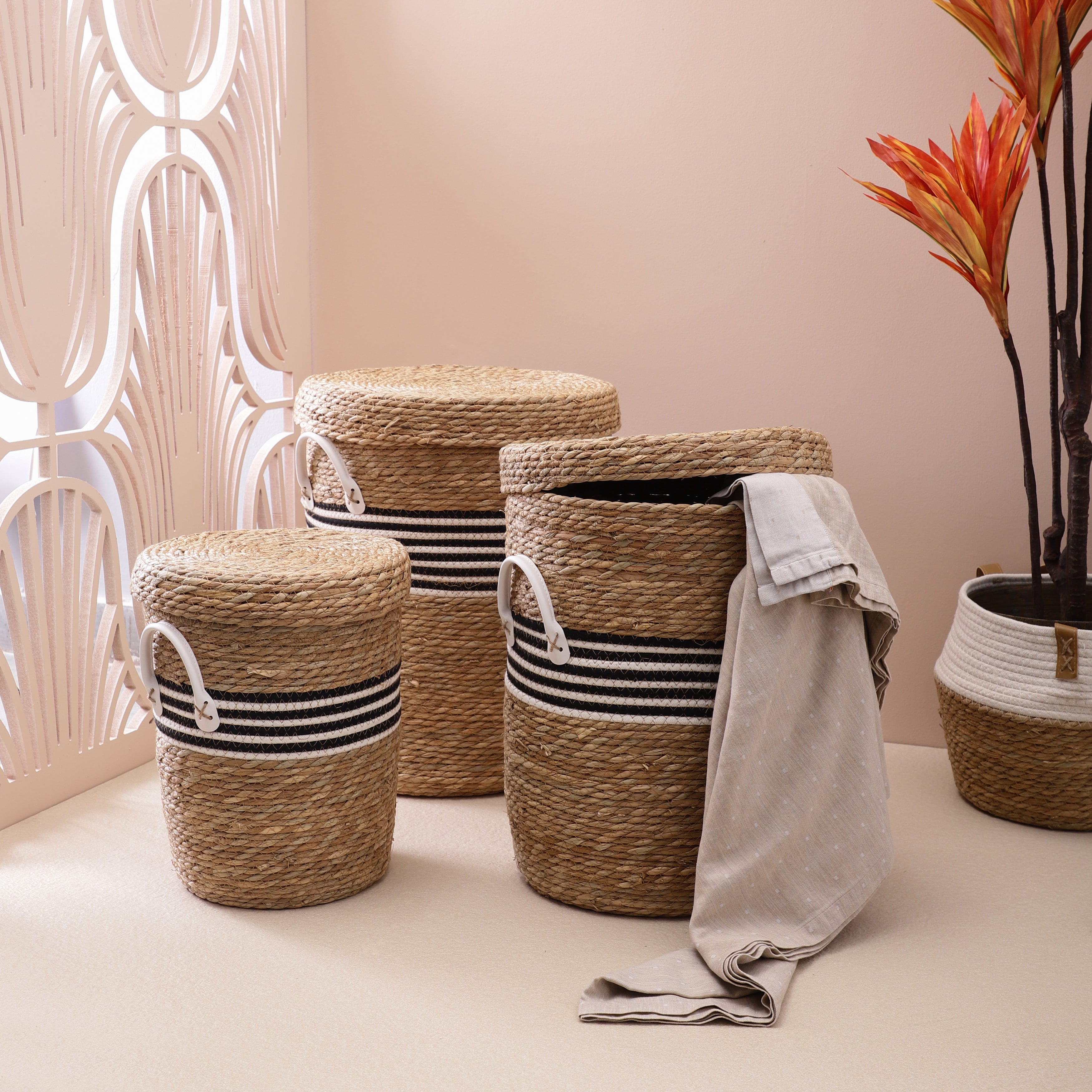 Jute Laundry Basket with Lid and Handle (Single)