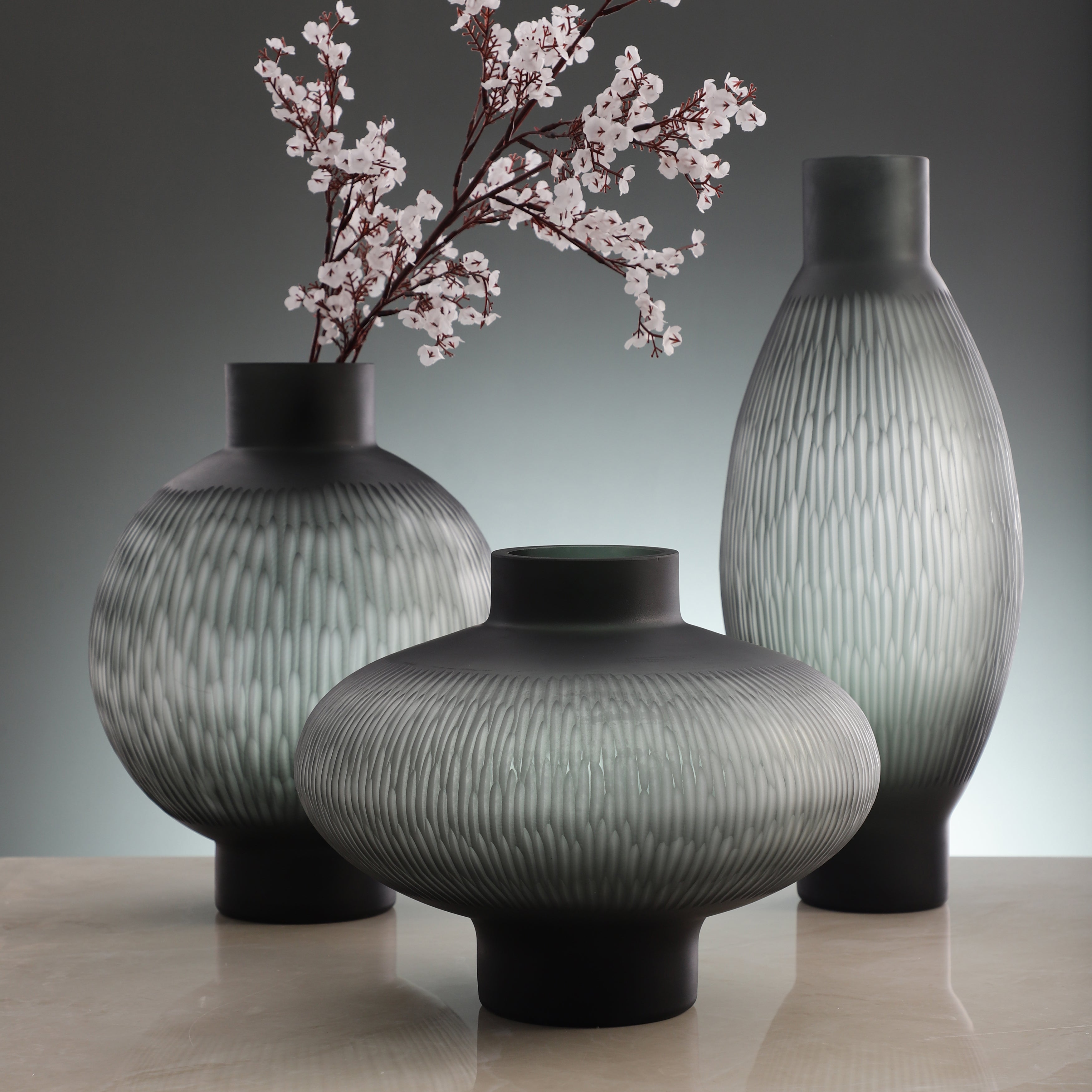 Midnight Minimalist Glass Vase (Single)