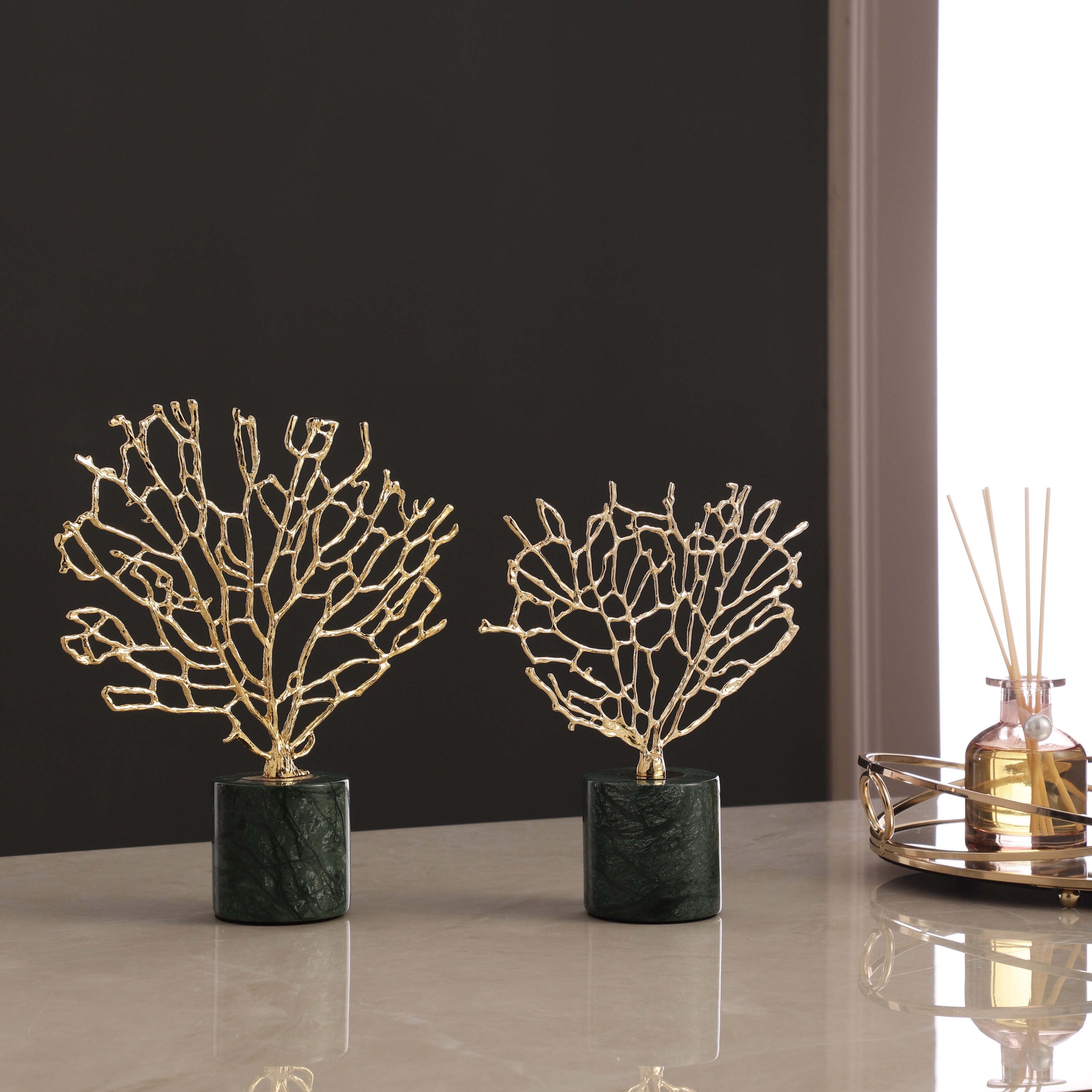 Minimalist Marble & Copper Shoots (Single)