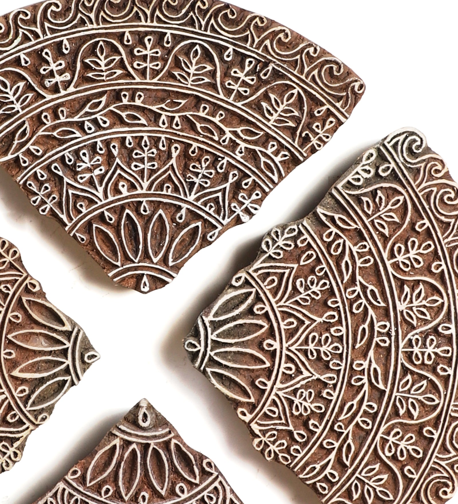 Ethnic Motifs - Handcarved Round Wall Hanging (set of 4)