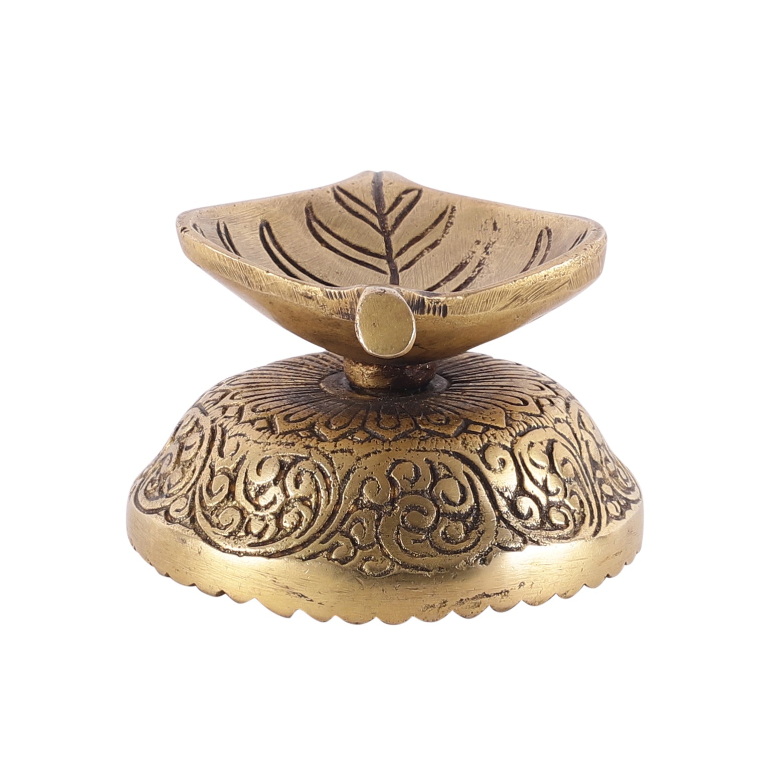 Mounted Leaf Oil Lamp