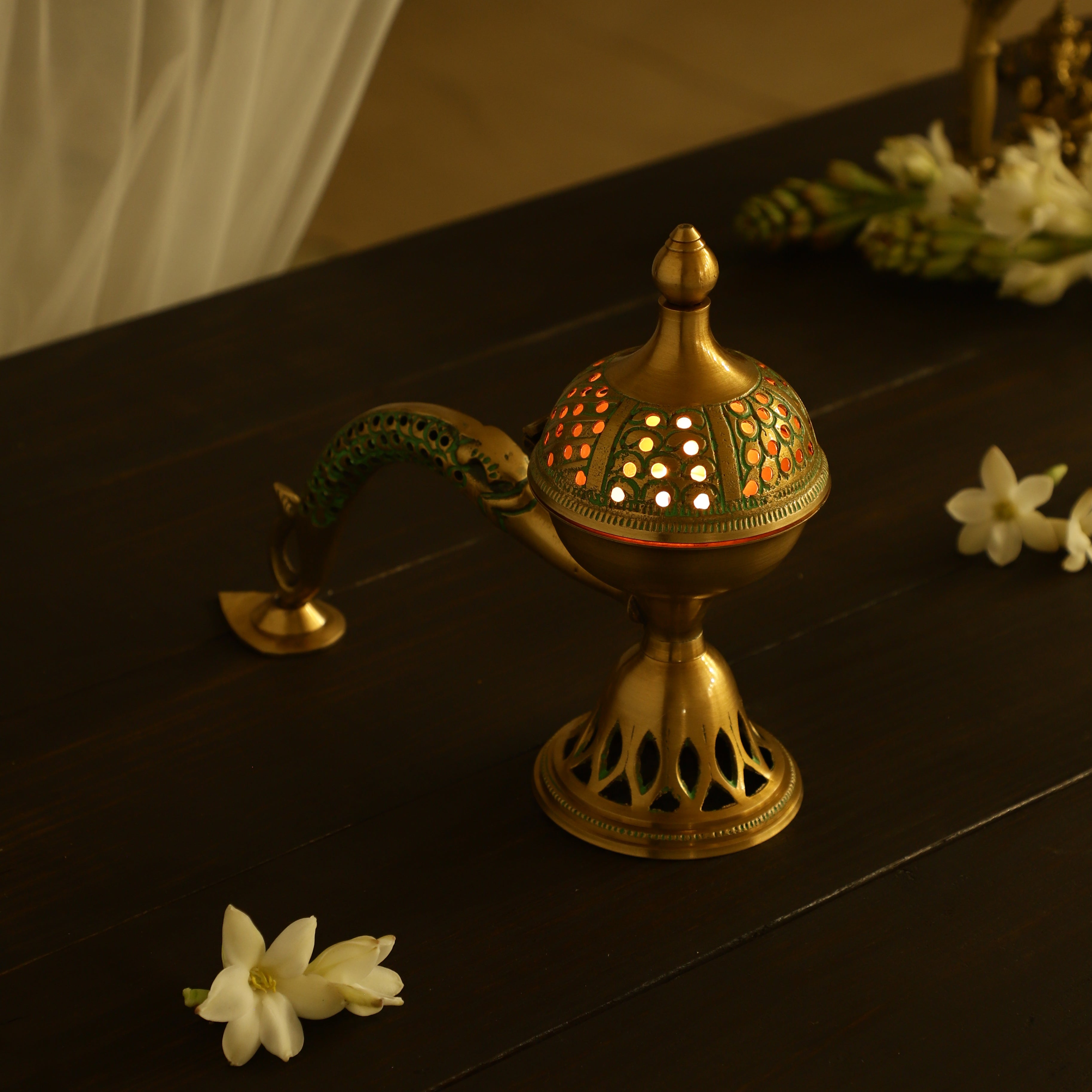 Meshed Handle Incense Holder (Medium)