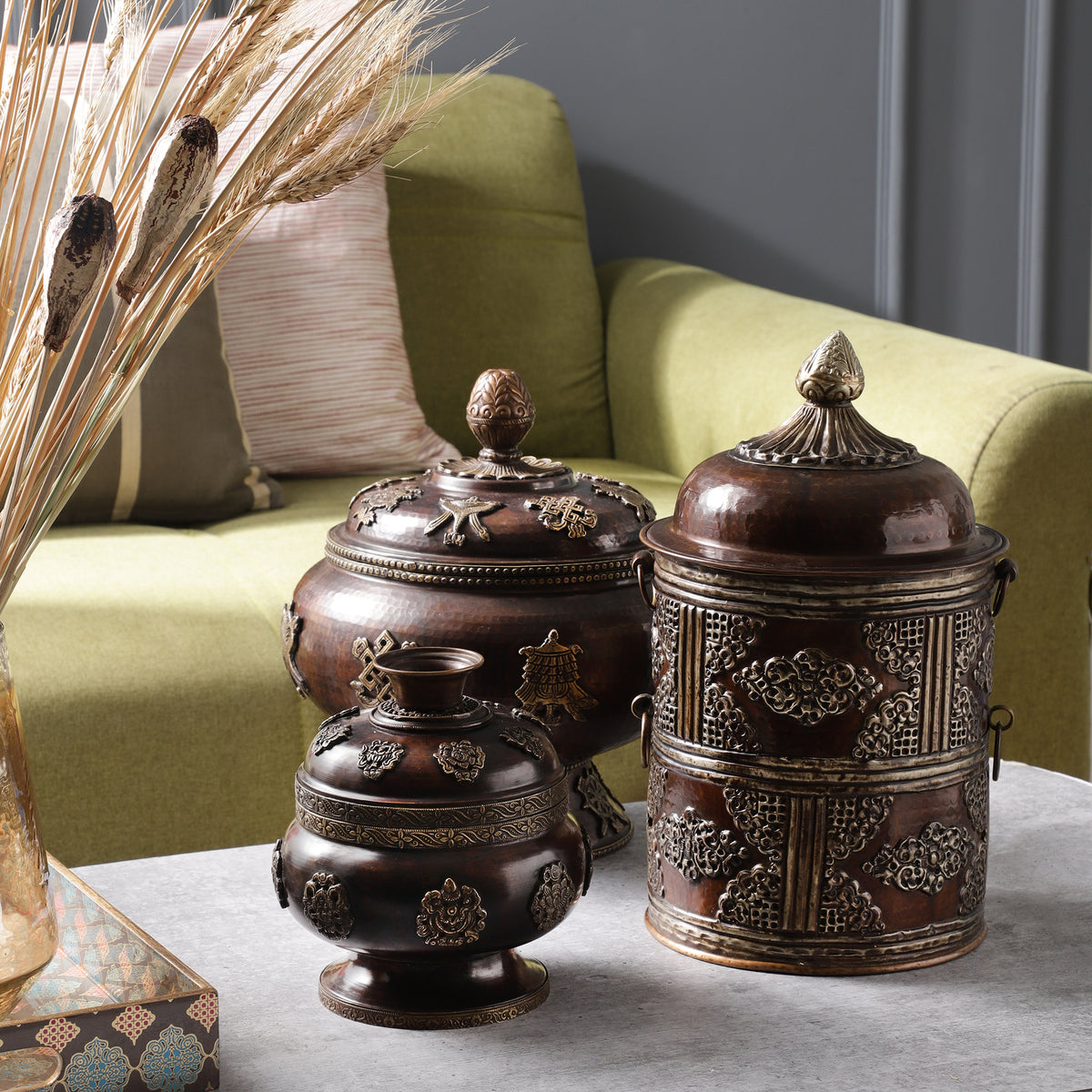 Decorative Artefacts