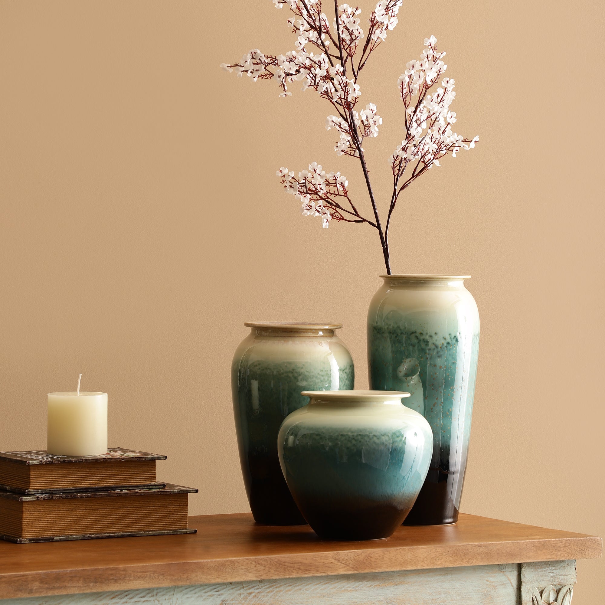Blue Shaded Ceramic Vase (Single)
