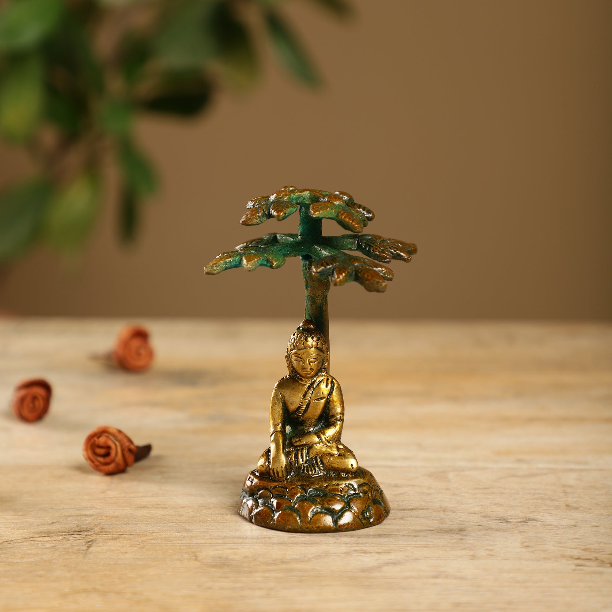 Brass Buddha Bodhi Tree (Brown/Green)