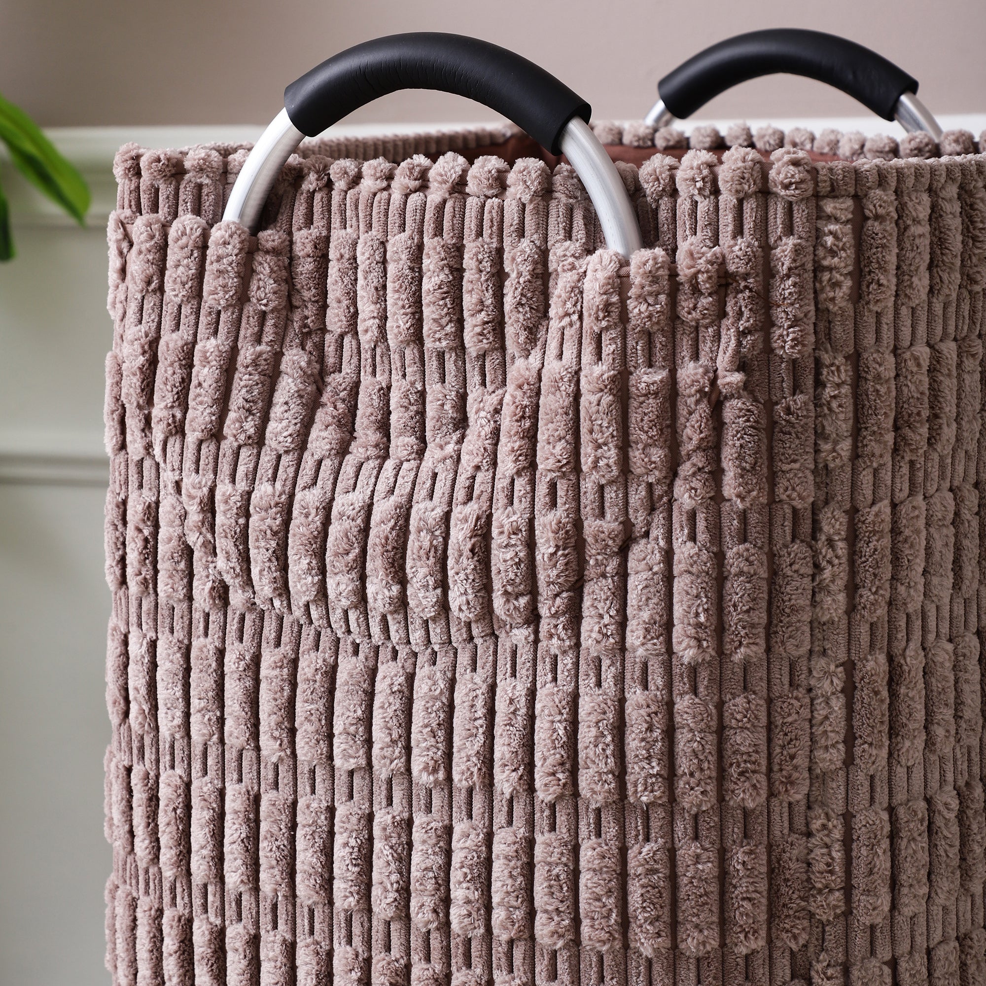 Arc Handle Laundry Tote (Single)