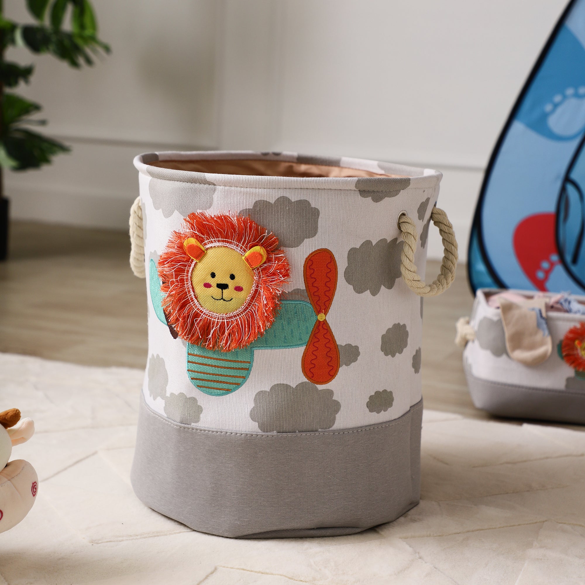 The Flying Roar Basket