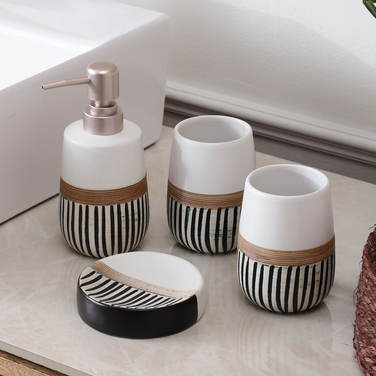 Striped Earthy 4 Piece Bath Set