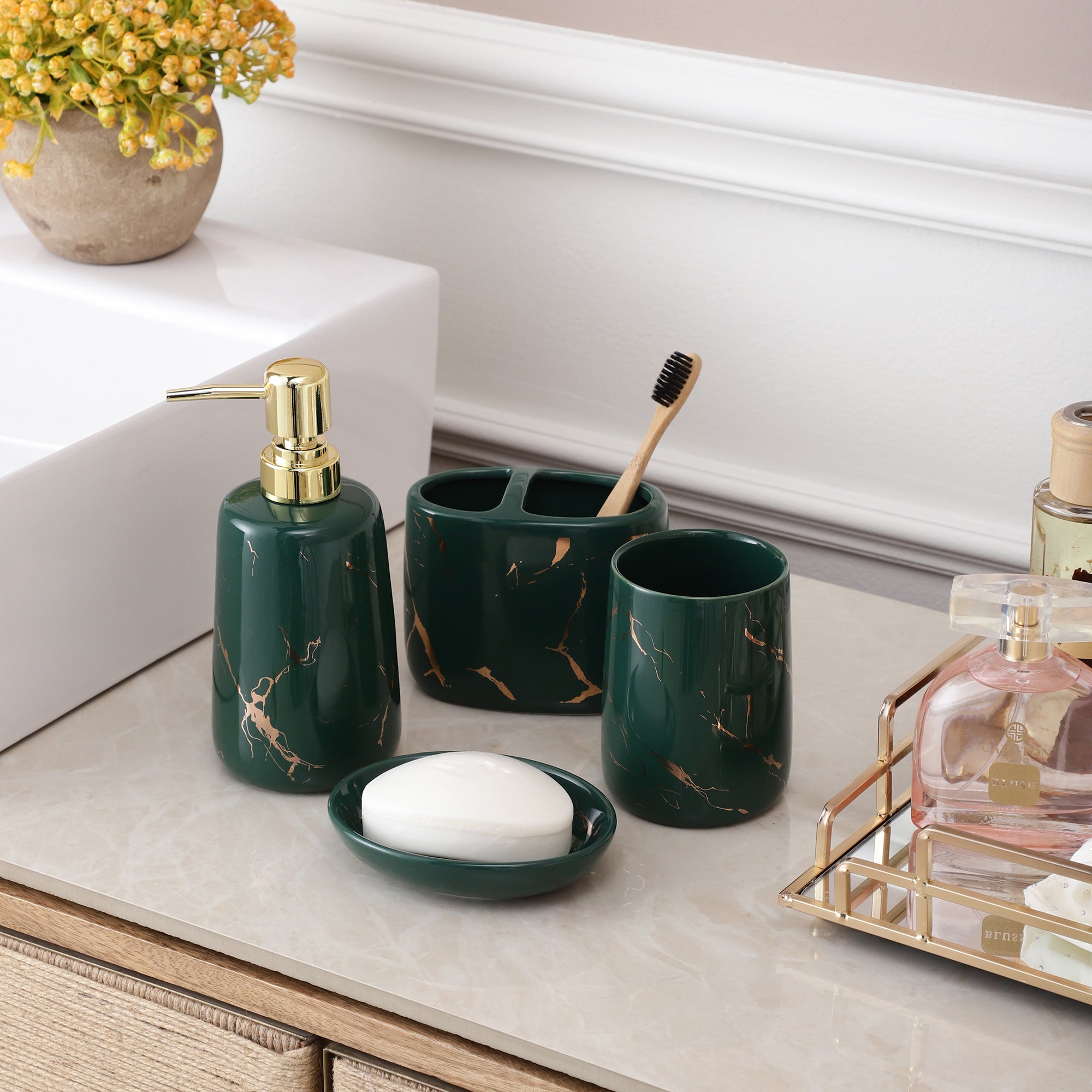 Green-Gold Marble Pattern 4 Piece Bath Set