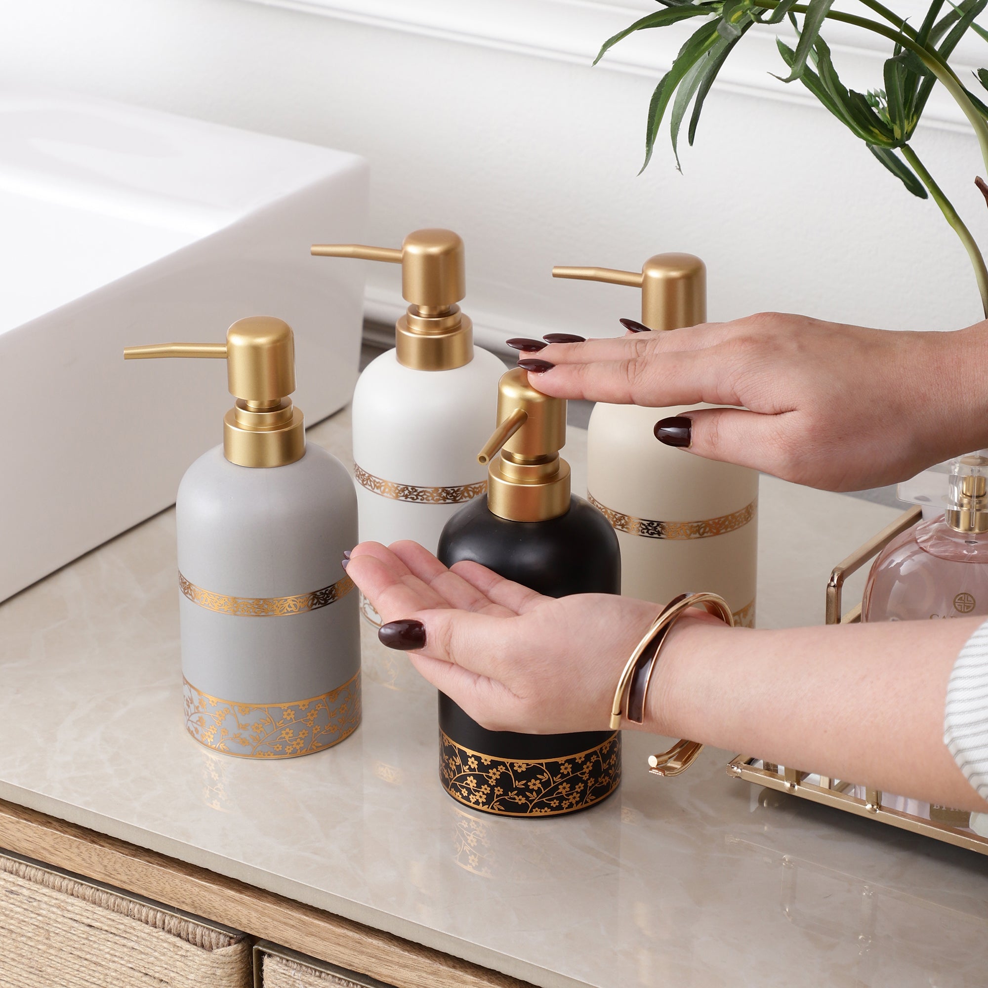 Matt Ornate Soap Dispenser (Single)