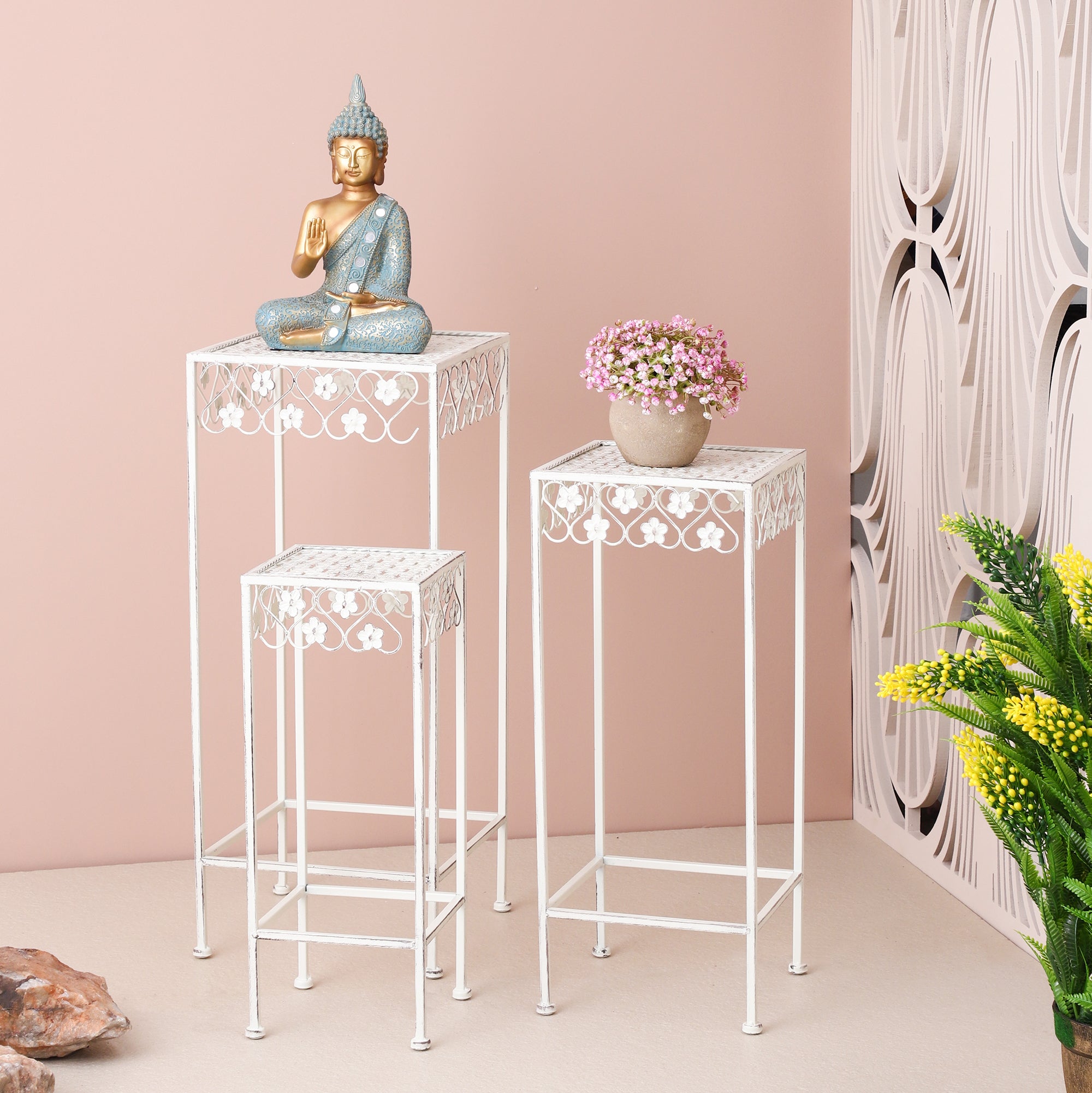 White Meshed Pattern Outdoor Tables (Set of 3)