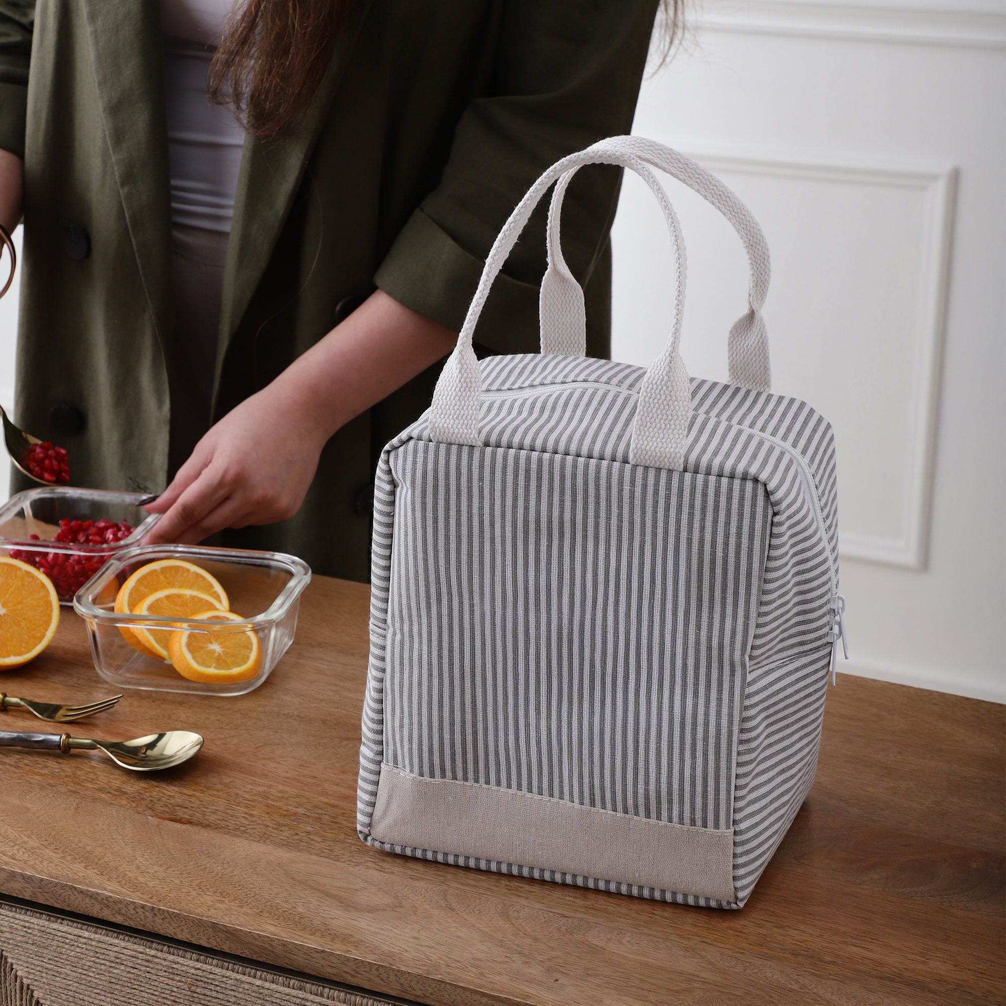 Modern Striped Insulated Lunch Bag (Grey)