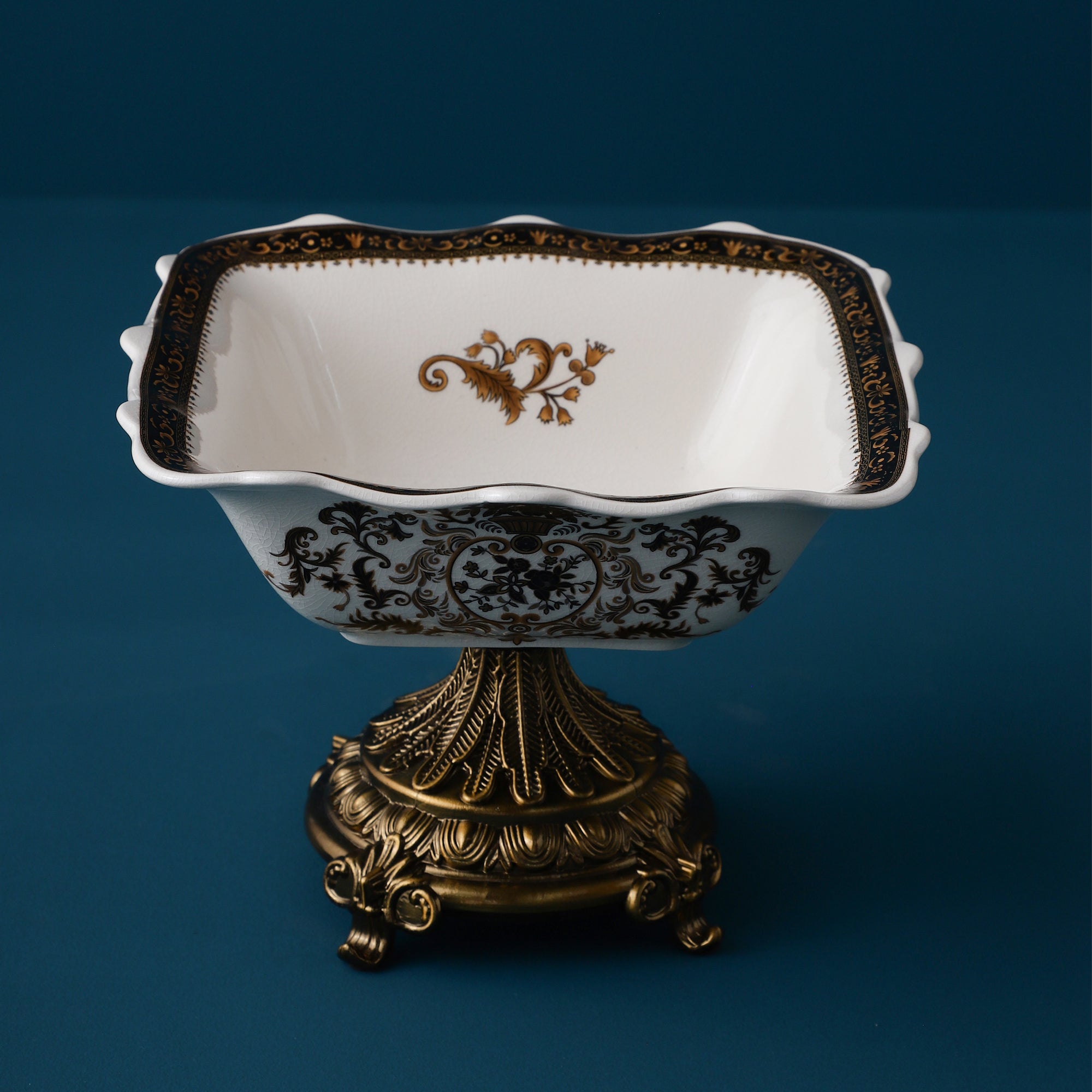 Grandiose Square Bowl With Gold Base