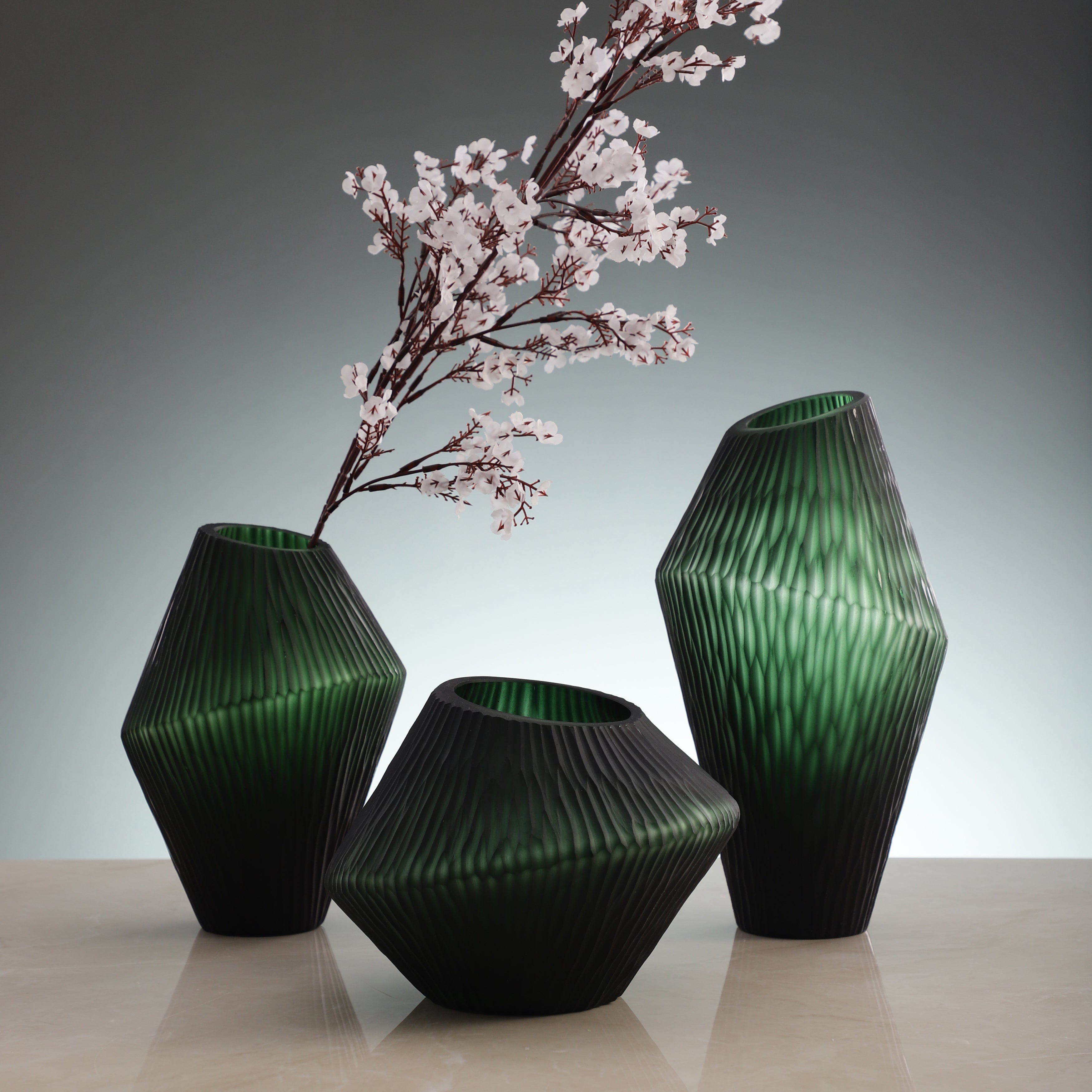 Emerald Elegance Glass Vase (Single)