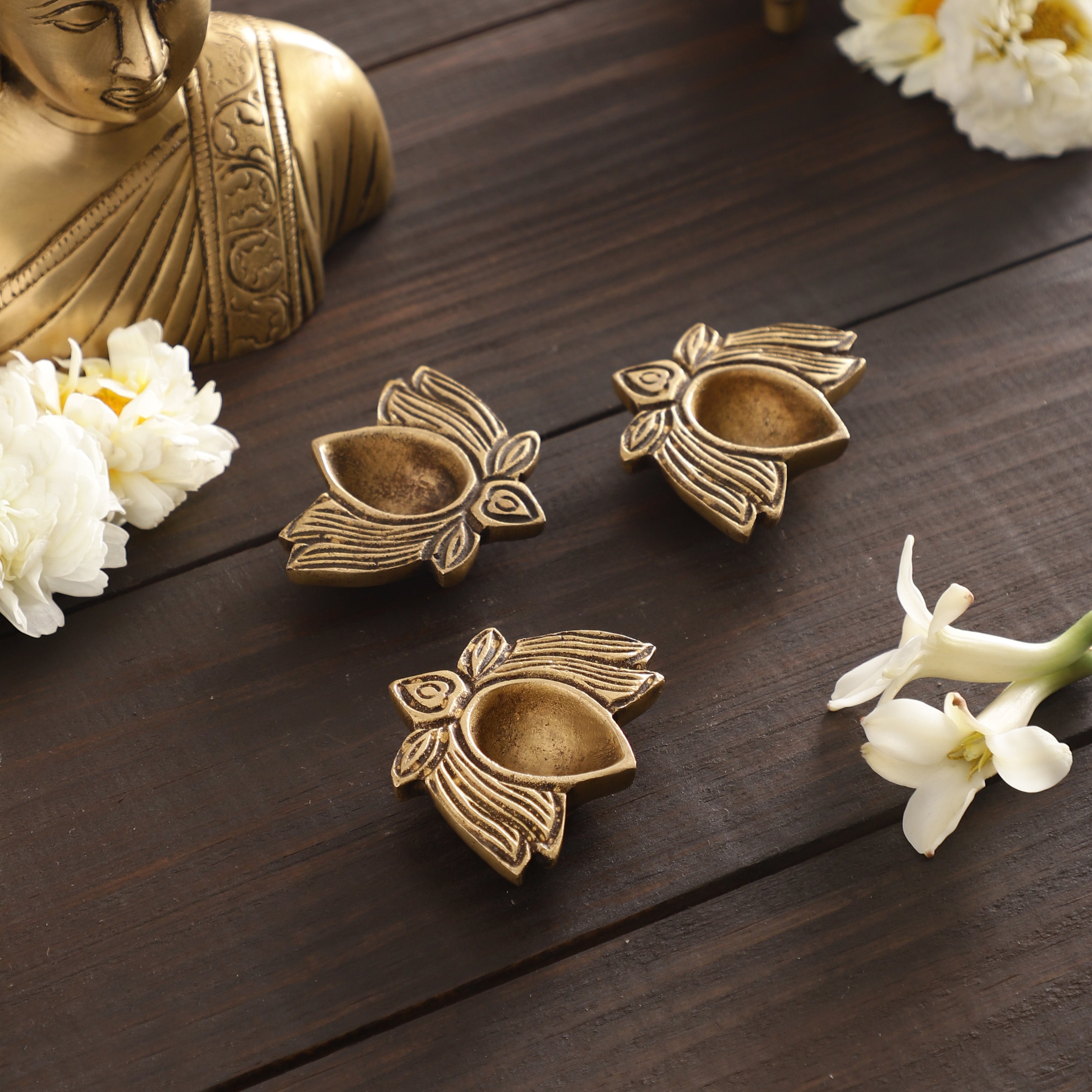Lotus Oil Lamp